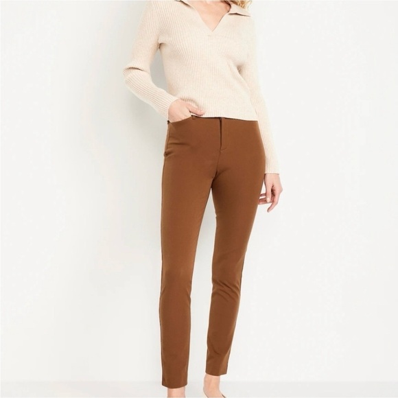 Old Navy Pants - Old Navy High-Rise Pixie Skinny Pants Brown